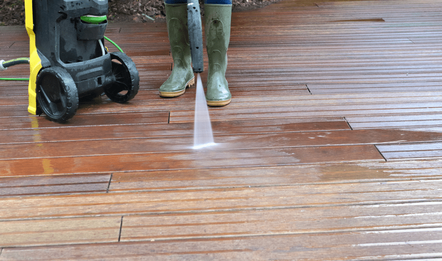 RESIDENTIAL PRESSURE WASHING